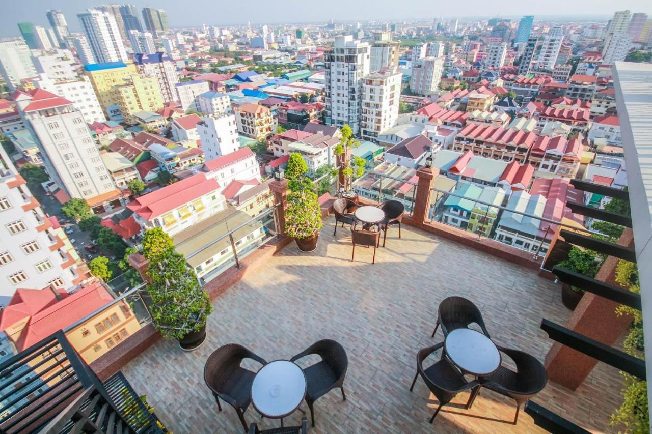 Queen Mansion Phnom Penh Extérieur photo